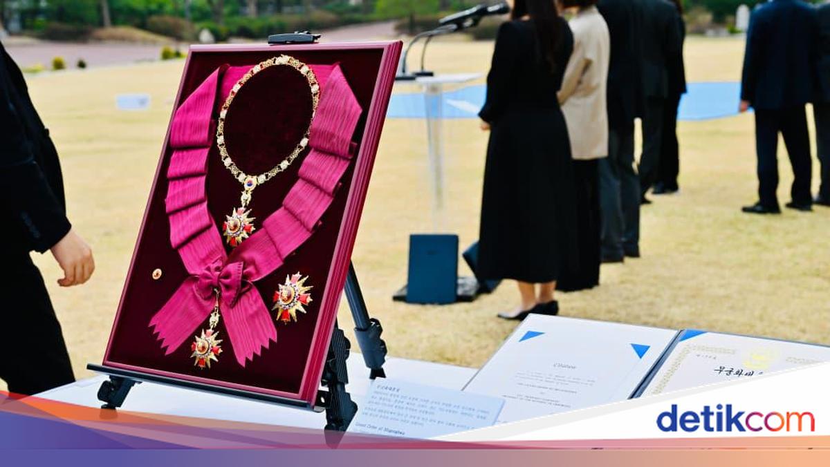 Prabowo Terima Penghargaan 'The Grand Order of Mugunghwa' dari Presiden Korsel