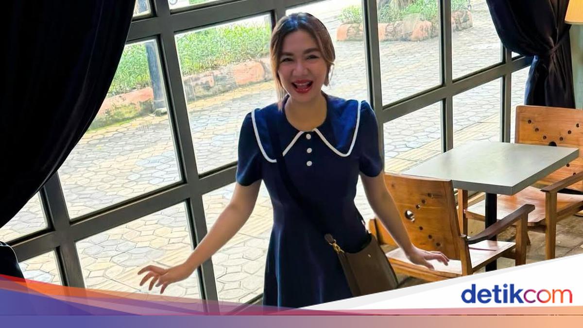 Vicky Shu Langsingan Bikin Heboh Warganet