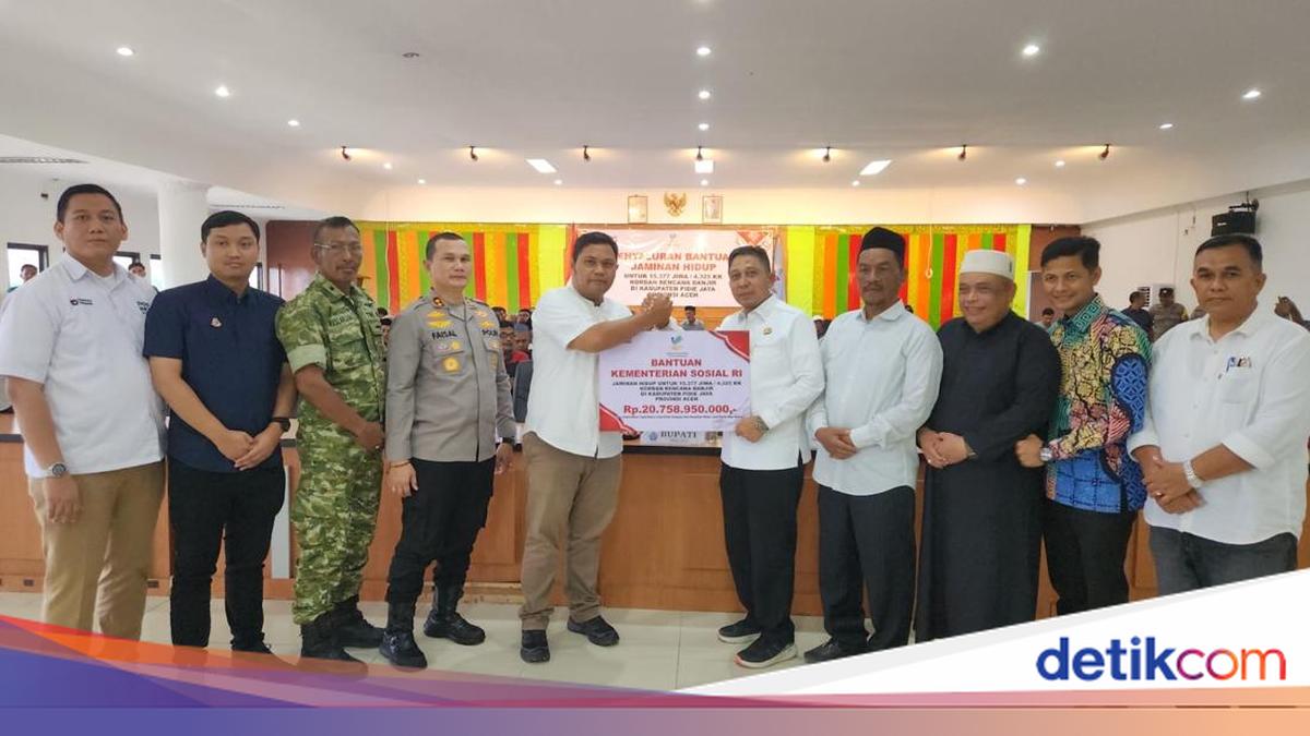 Kemensos Salurkan Bantuan Rp 54,57 M bagi Korban Bencana Sumatera