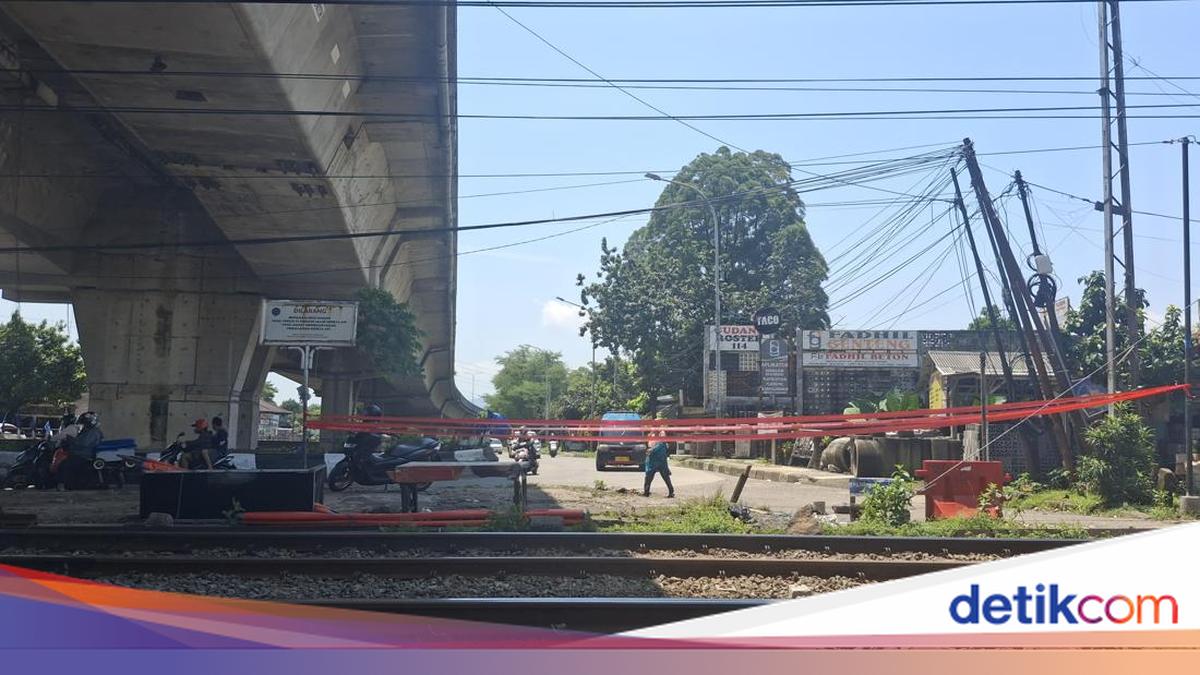 Lokasi Mobil Tertemper KRL di Bogor Dipasangi Garis Merah