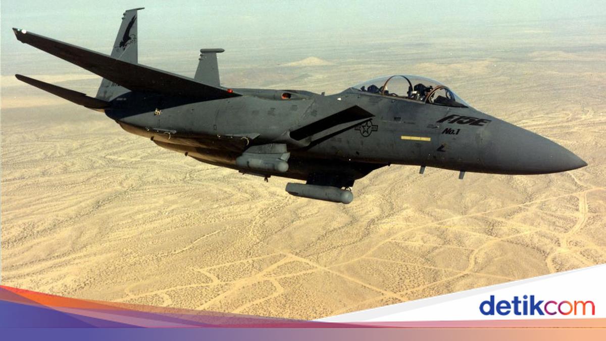 Wujud dan Kecanggihan Jet Tempur F-15E yang Dijatuhkan Iran