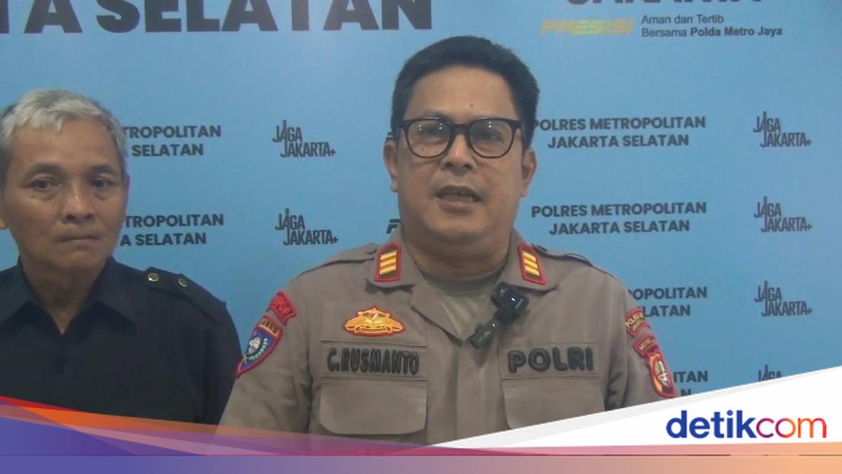 Polisi Olah TKP 4 Pekerja Tewas Saat Kuras Bak Penampungan Air di Jaksel