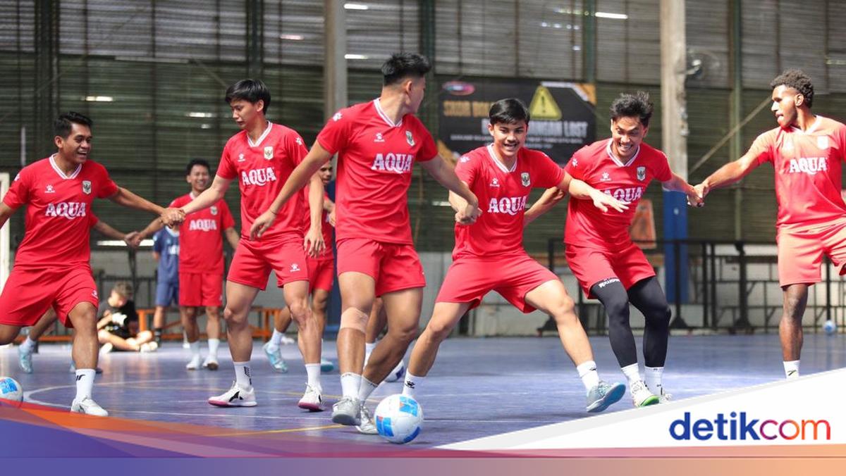 Laga perdana Piala AFF Futsal 2026 akan dijalani Indonesia kala bersua Brunei Darussalam siang ini. Simak jadwal Indonesia kontra Brunei berikut ini!