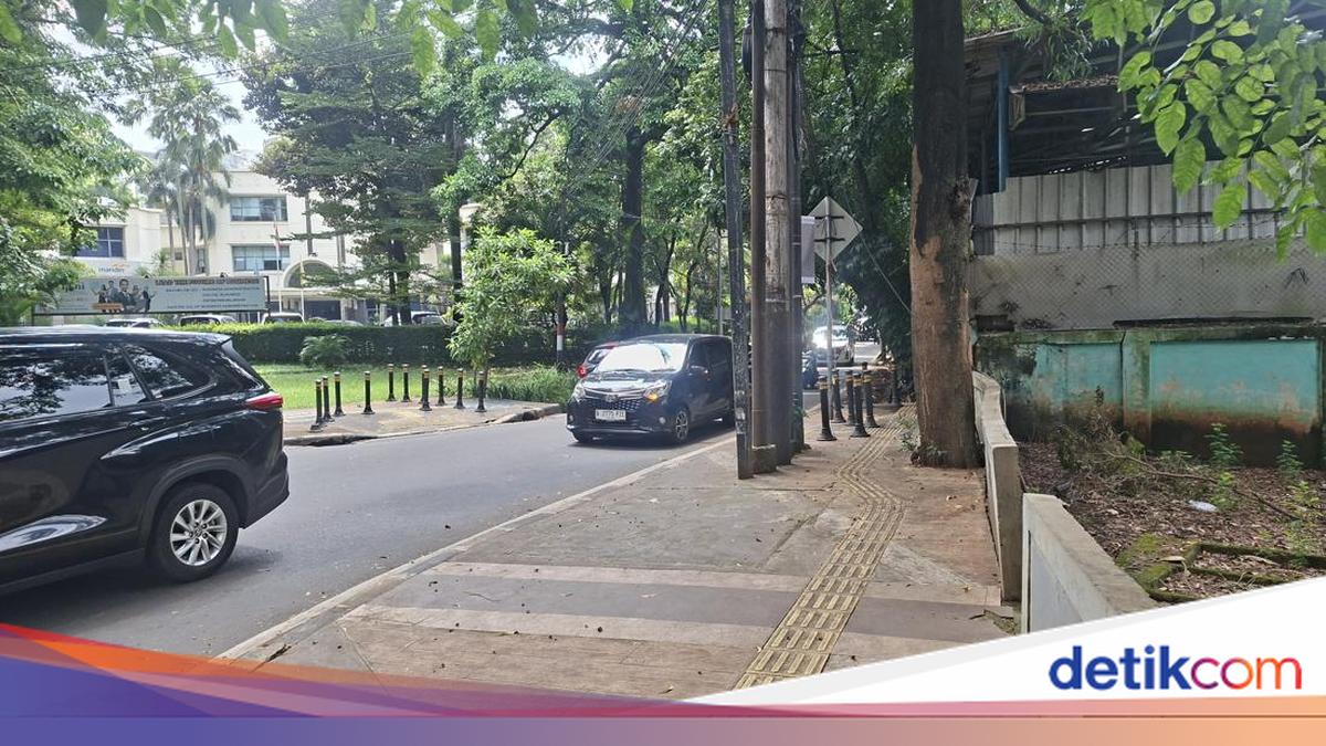 Jakarta punya sejarah kelam soal pembunuhan peragawati Ditje Budiarsih yang tenar di tahun 1986. Lokasi tewasnya Ditje masih bisa dilihat sampai sekarang.