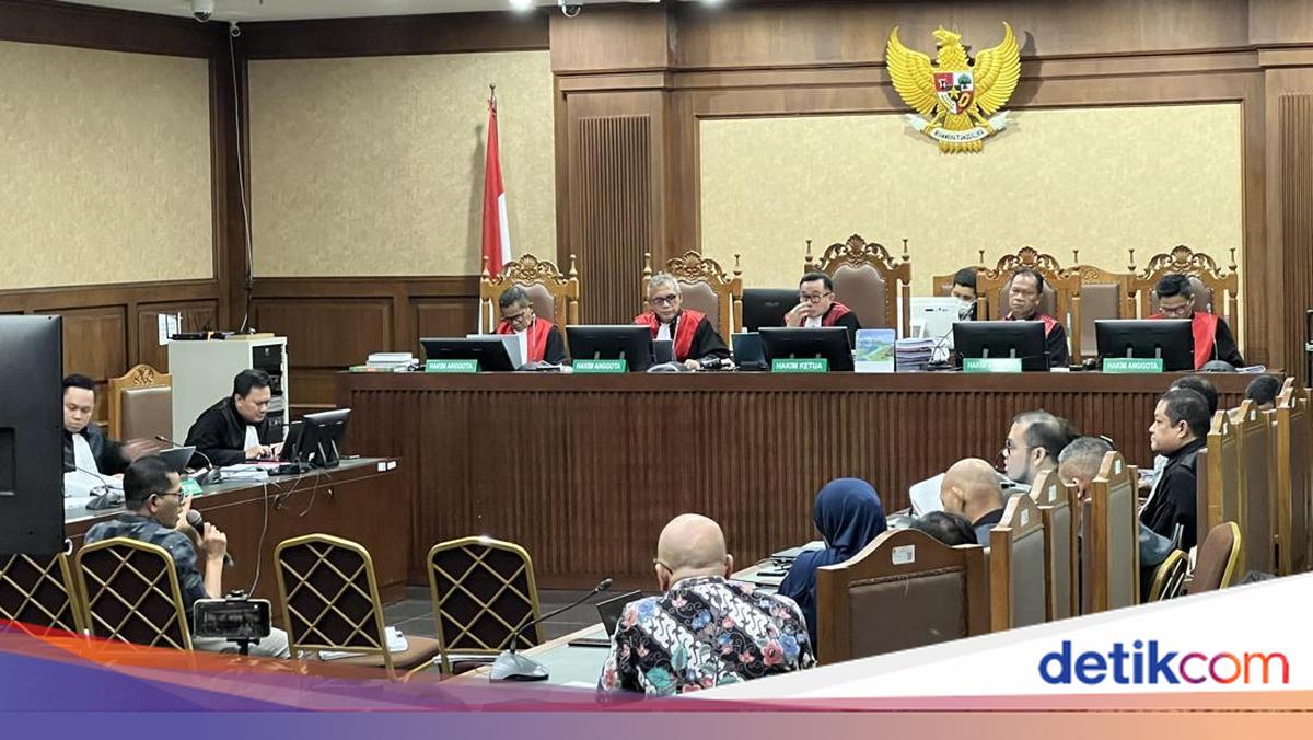 Sidang Nadiem, Ahli IT Sebut Harga Chromebook Rp 6 Juta Kelebihan