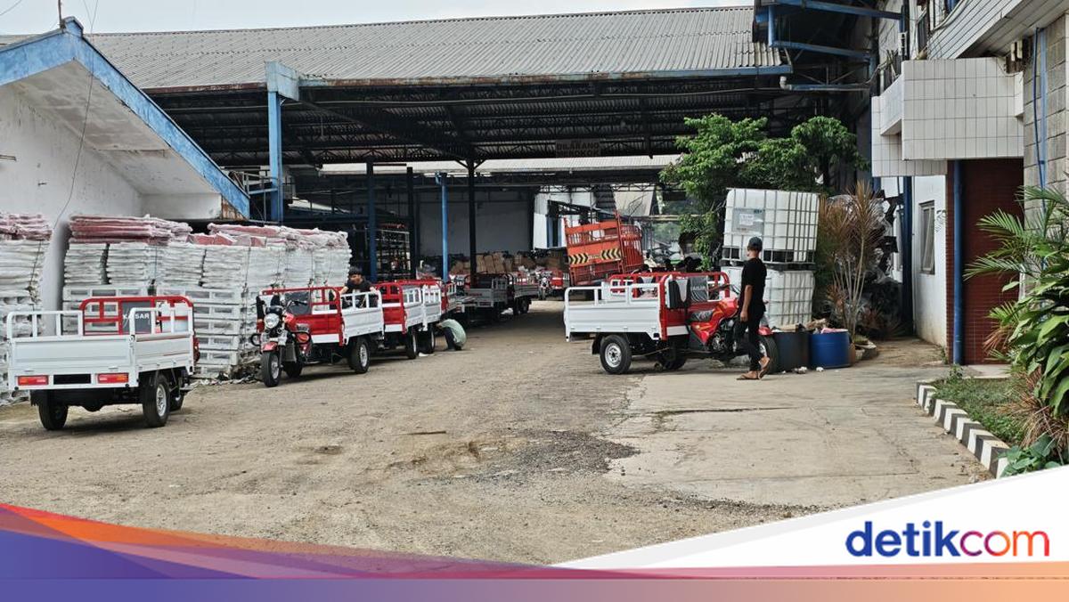 PT Adlas Sarana Elektrik, produsen motor trail listrik, menjadi sorotan terkait pengadaan kendaraan untuk operasional SPPG. Berikut ulasannya!

Via @detikjabar_
