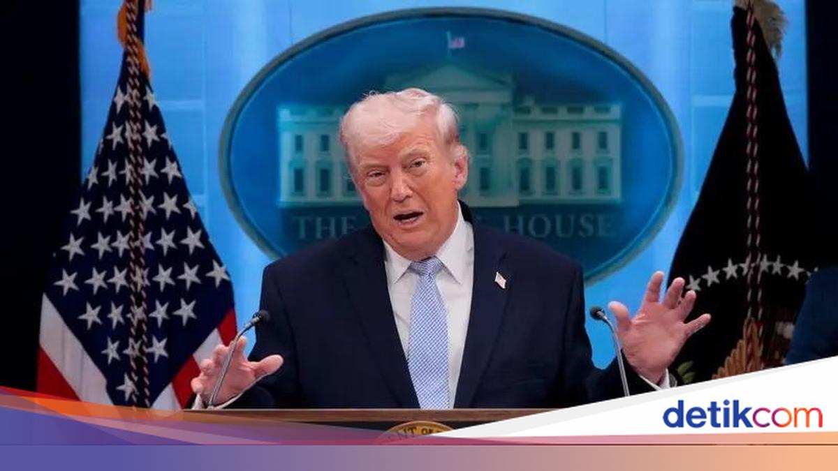 Trump Ungkap Iran Terpecah Dua Kubu, AS Tunggu Respons Perdamaian