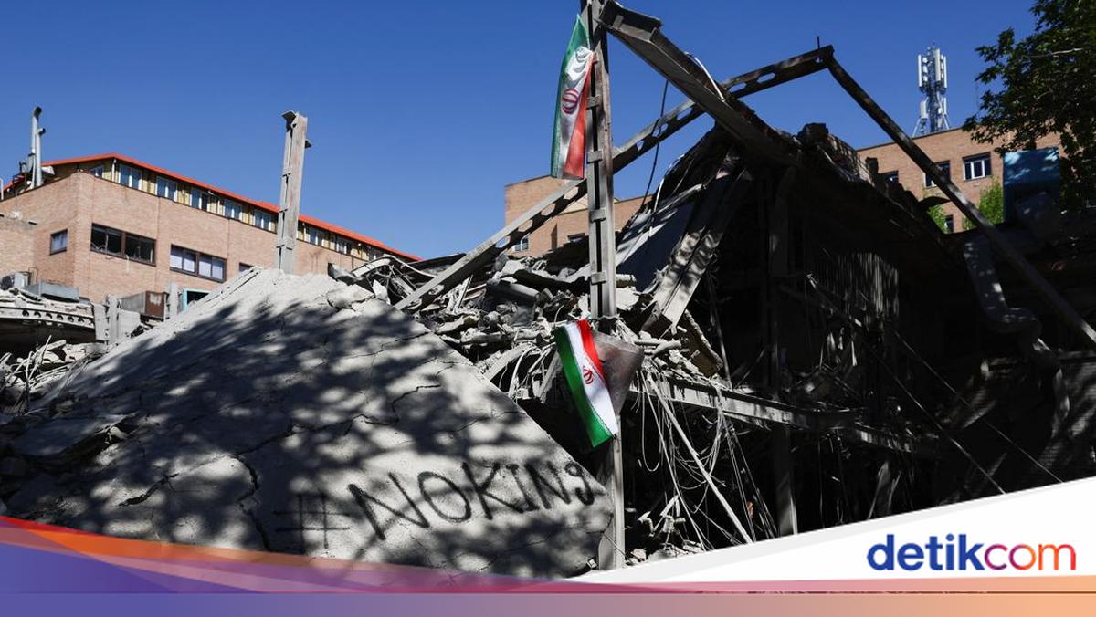Iran Serukan Rantai Manusia Lindungi Infrastruktur dari Ancaman Bom Trump