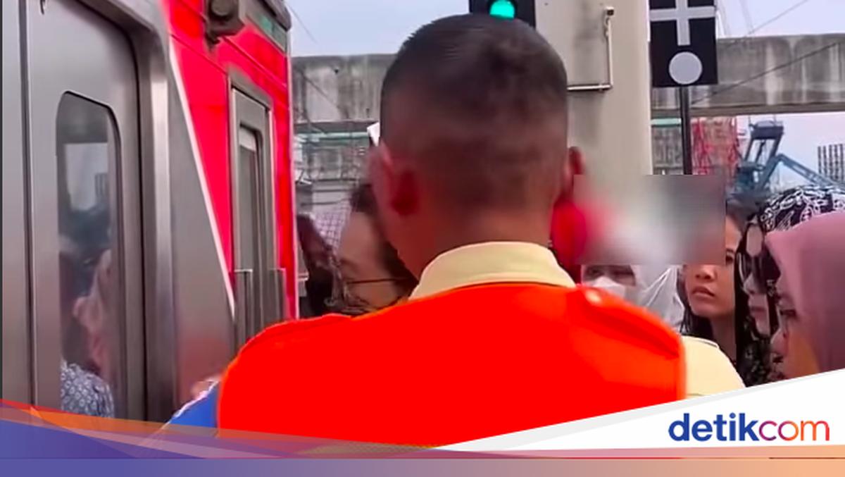 PKD Ditarik Penumpang yang Paksa Naik KRL Penuh di Manggarai Diapresiasi KAI
