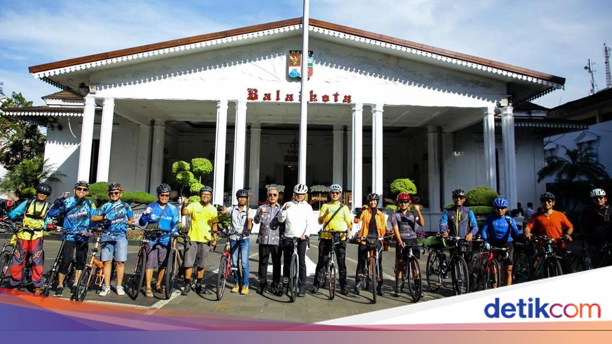 Wamendagri Apresiasi Disiplin WFH ASN di Bogor dengan Pengawasan Teknologi
