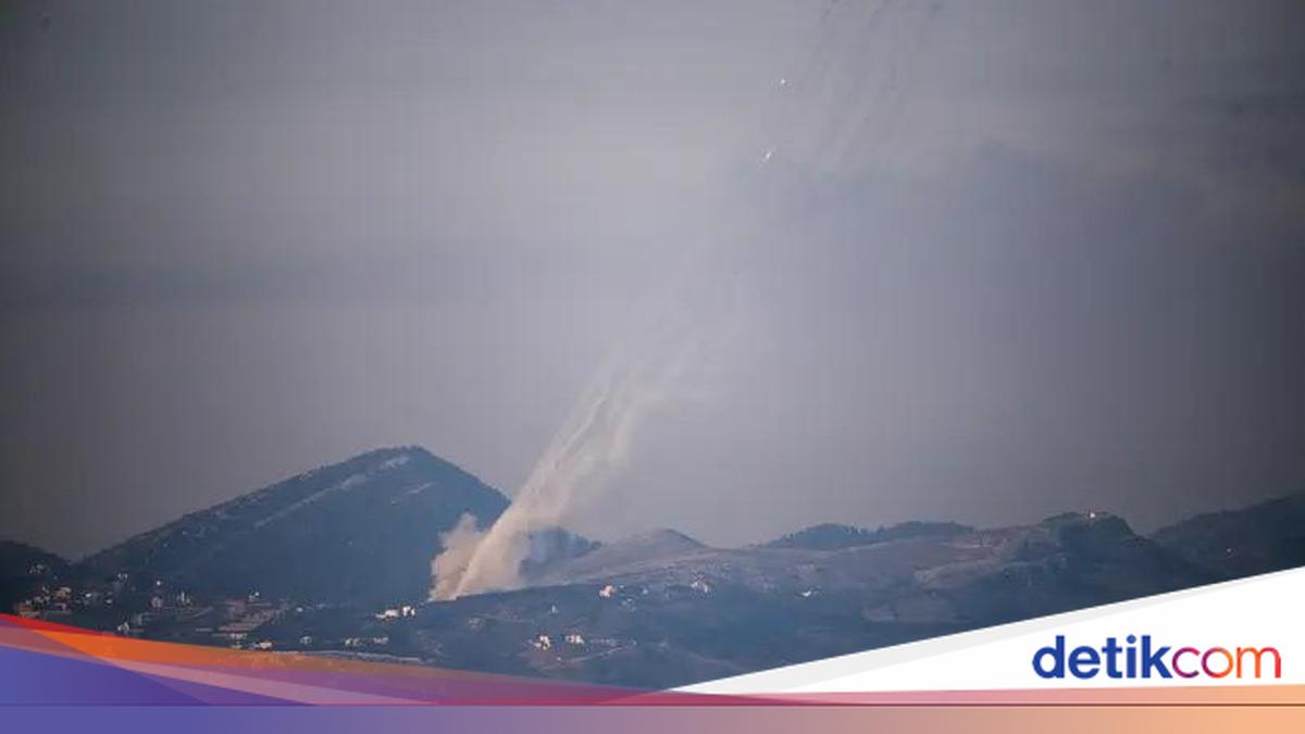 Hizbullah Tembakkan 30 Roket ke Israel Utara, Bangunan dan Kendaraan Rusak