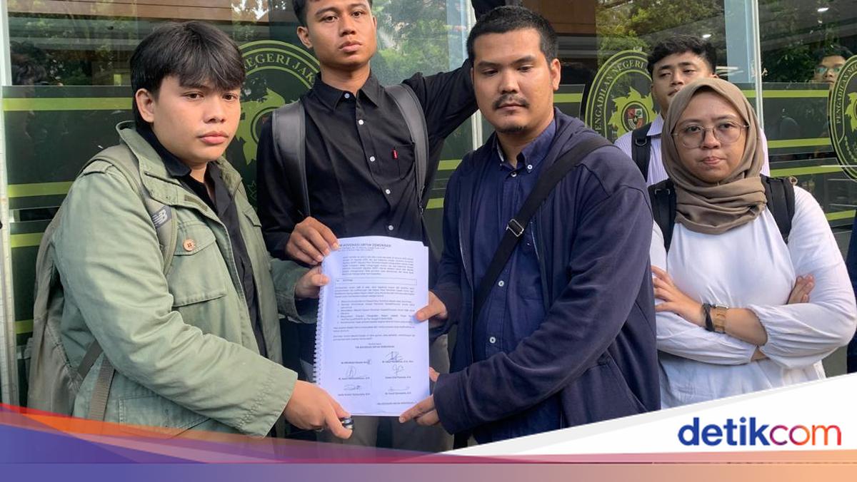 Delpedro dkk Serahkan Kontra Memori Kasasi ke PN Jakpus