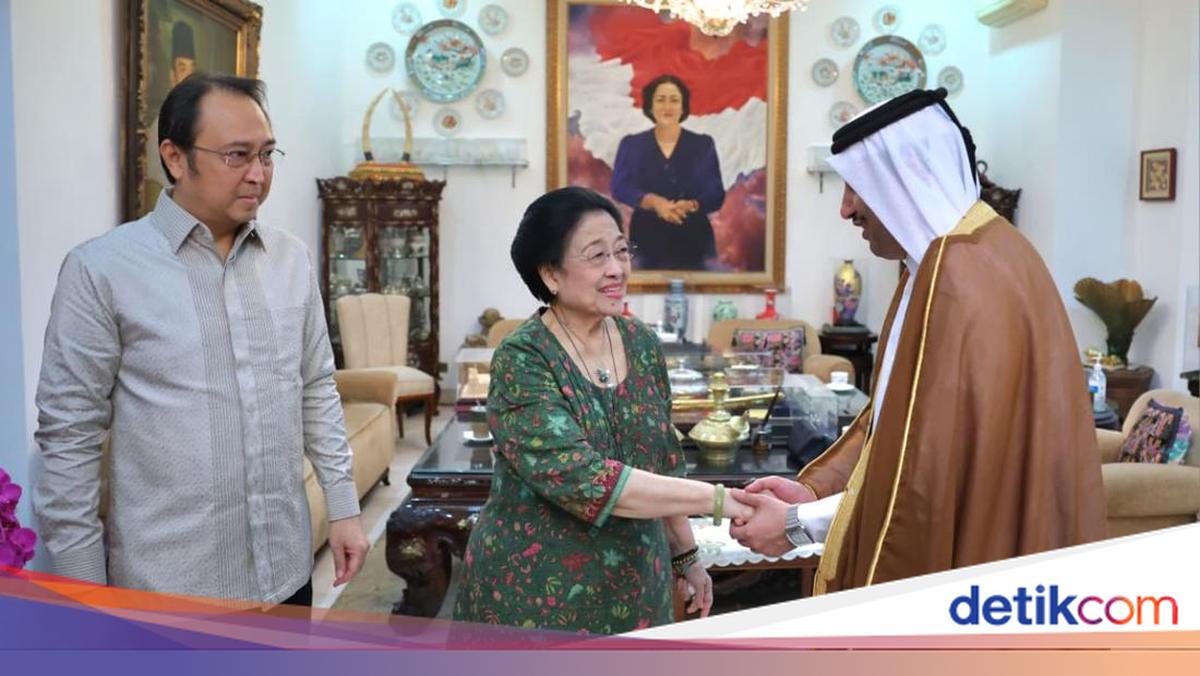 Didampingi Prananda, Megawati Terima Kunjungan Dubes Qatar