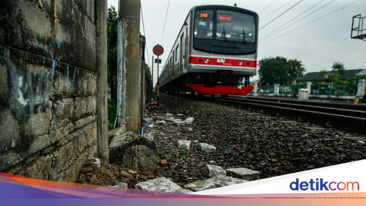 Dugaan Asusila di Balik Tembok Rel Jatinegara Bukan Kali Ini Saja