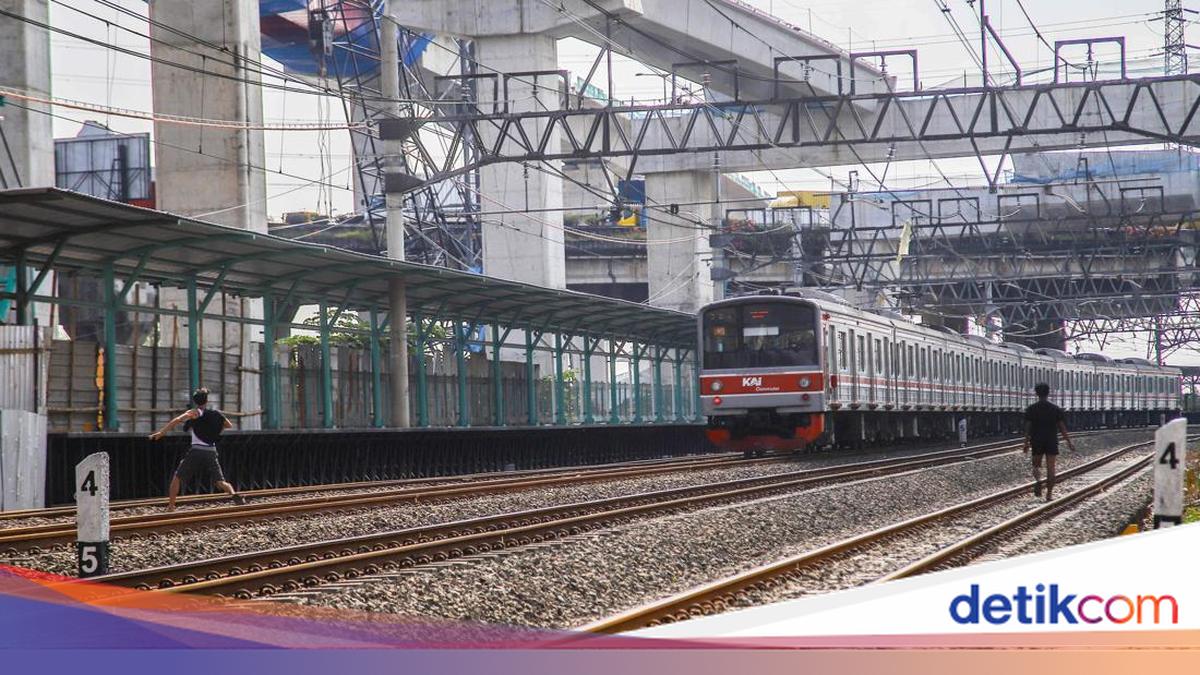 Warga Senang JIS Bakal Punya Stasiun KRL: Jadi Banyak Opsi Transportasi