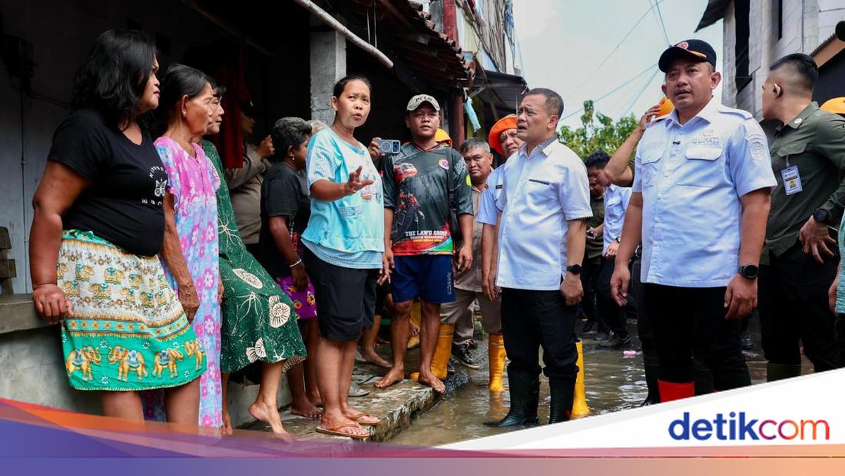 Gubernur Jateng Tinjau Banjir Solo Raya, Salurkan Bantuan Rp81,8 Juta