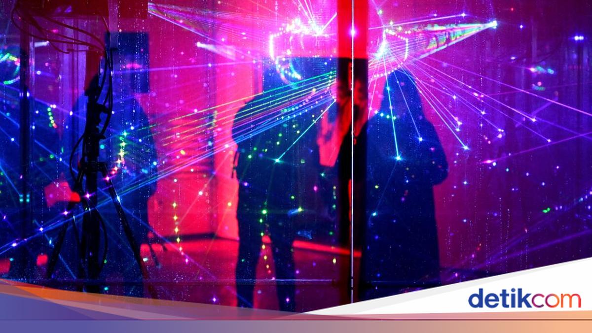 Festival Seni Cahaya Hidupkan Malam di Trencin