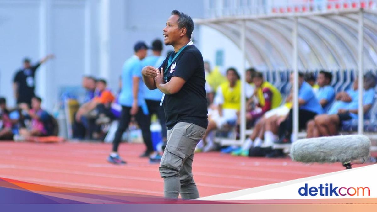 Di saat PSIS Semarang sedang fokus berjuang meraih kemenangan di tiga laga sisa, pelatih Andri Ramawi tiba-tiba undur diri. Begini alasannya.

Via @detikjatengcom