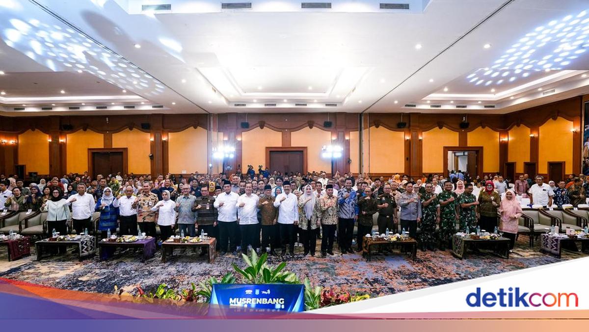 Gus Ipul Paparkan Kunci Pengentasan Kemiskinan di Musrenbang NTB