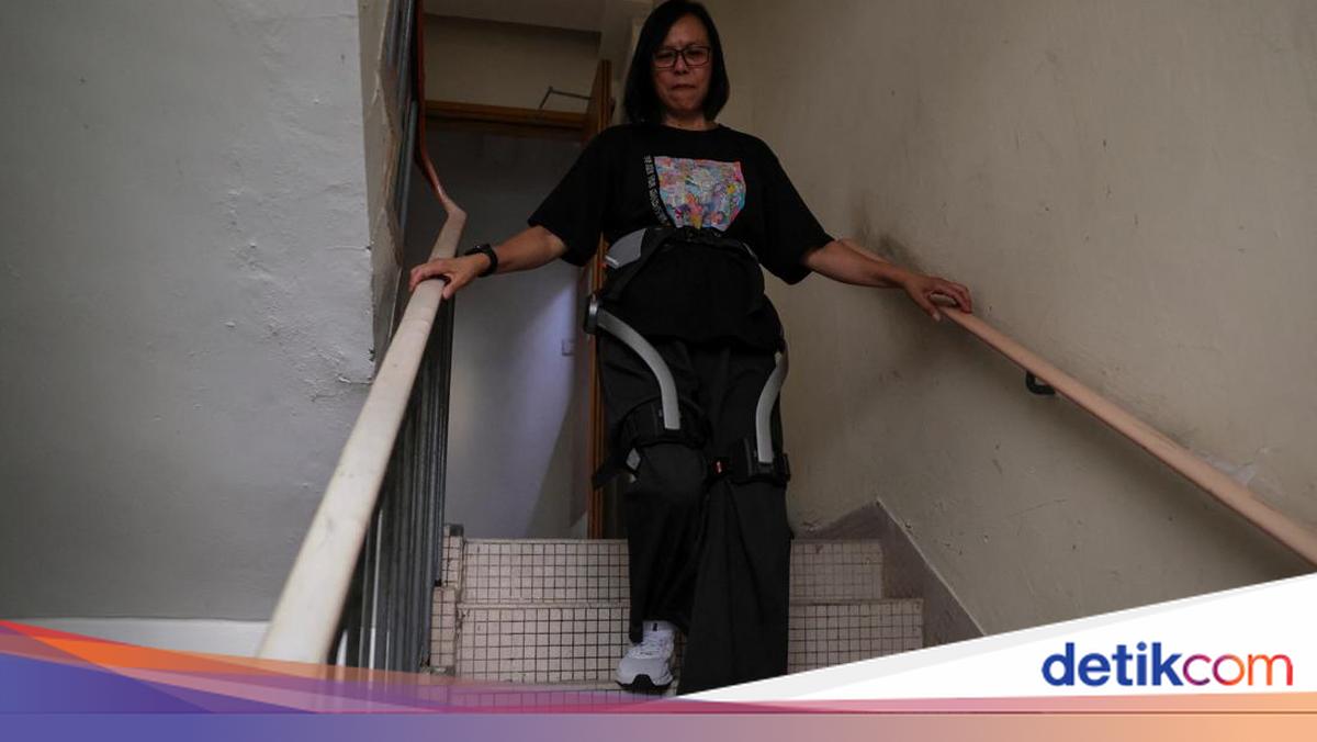 Kaki Robot Bantu Korban Kebakaran Apartemen Hong Kong