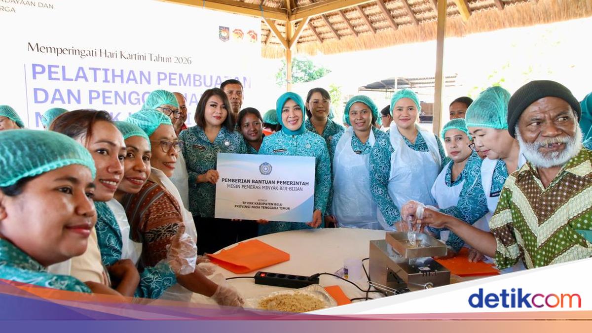 Ketum TP PKK Puji Produk Lokal Unggulan Minyak Kemiri Kabupaten Belu