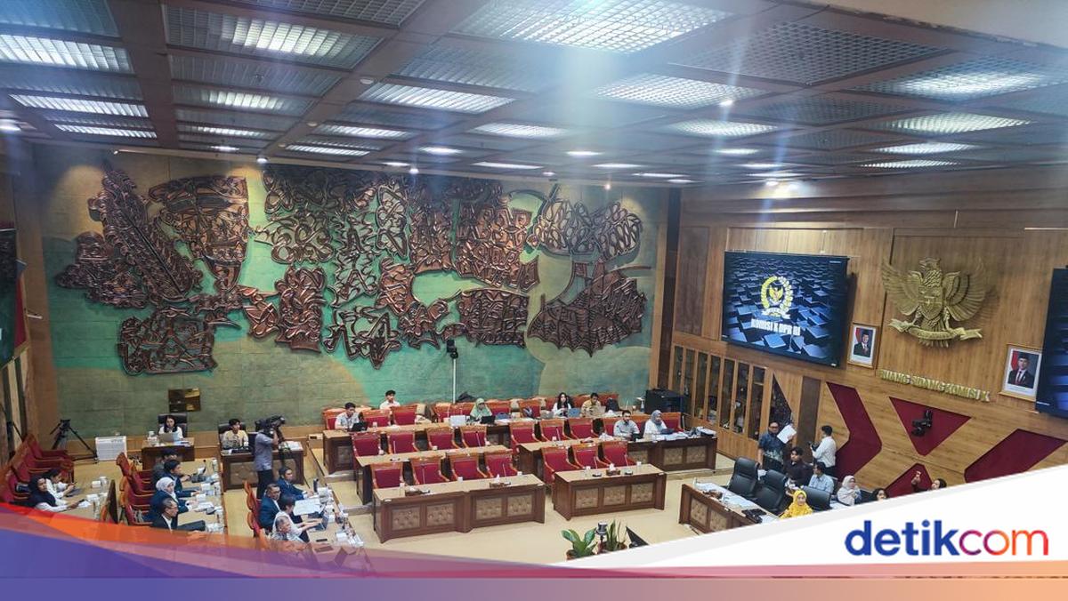 Komisi X DPR Rapat Tertutup dengan 4 Rektor Bahas Pelecehan Seksual