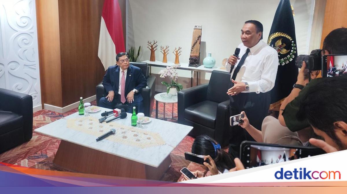 Ketua Komisi I DPR: Tak Ada Sifatnya Kedaulatan Kita Diberikan ke US