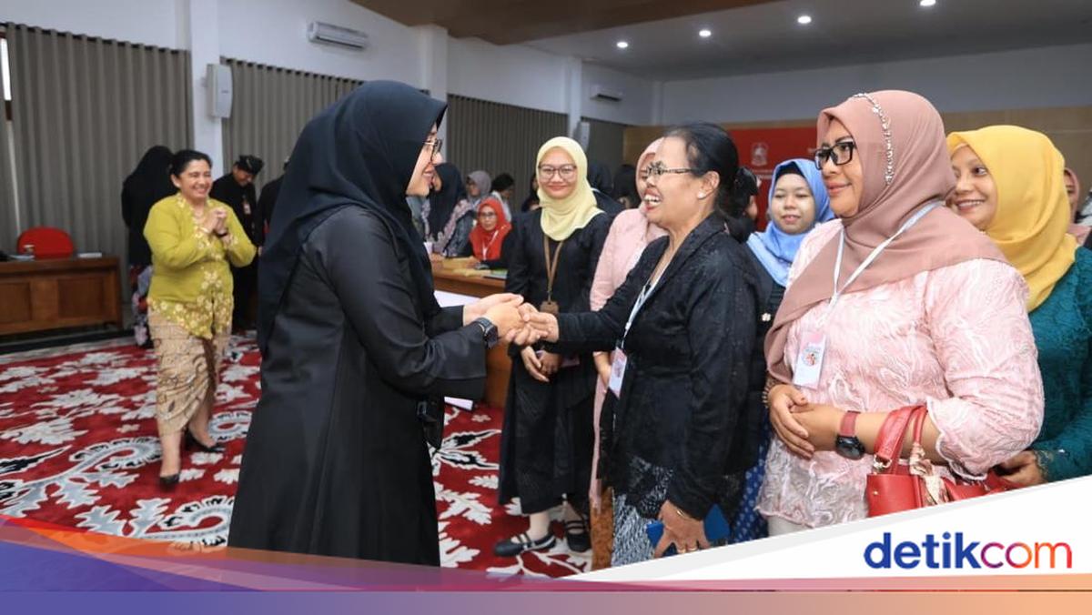 Hari Kartini, Bupati Banyuwangi Serap Aspirasi Lewat 'Rembug Perempuan'