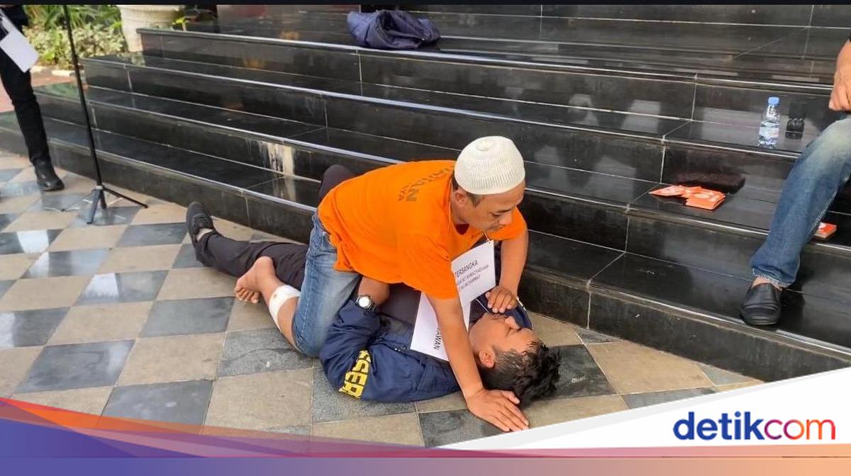Fakta Baru di Reka Ulang: Tile Rencanakan Pembunuhan Eks Istri demi Harta
