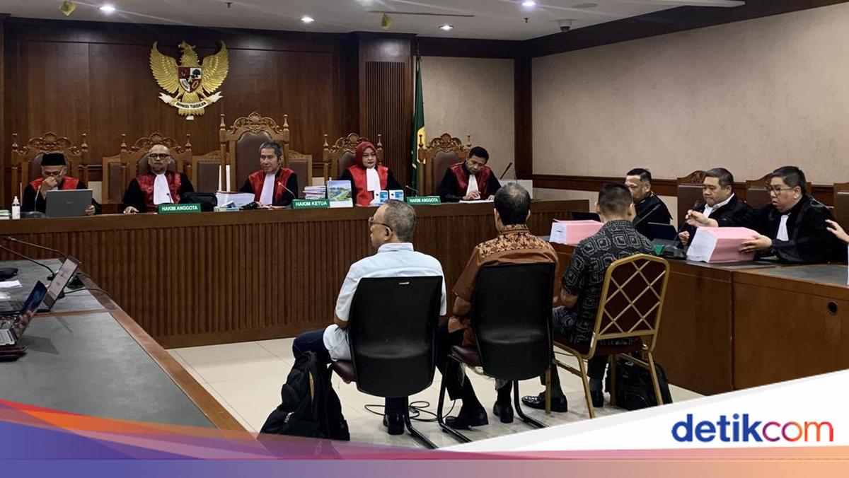 3 Terdakwa Kasus Korupsi Minyak Mentah Dituntut 8 hingga 14 Tahun Penjara
