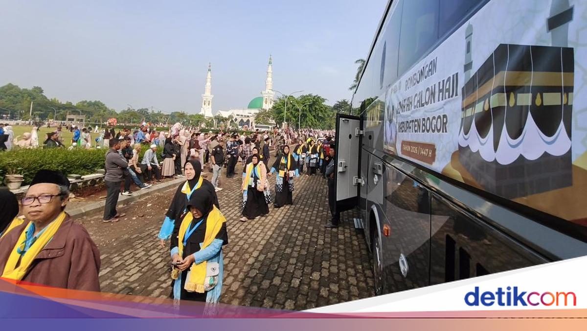 445 Jemaah Haji Berangkat dari Kabupaten Bogor, Termuda Usia 17 Tahun