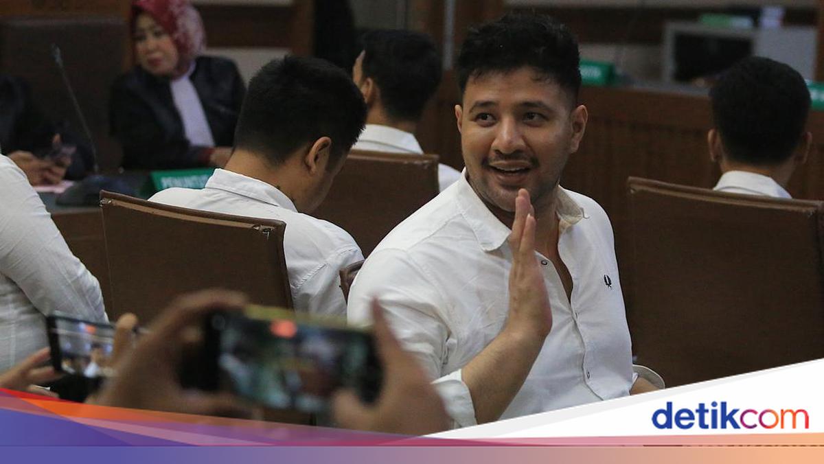 Ammar Zoni Divonis 7 Tahun Penjara