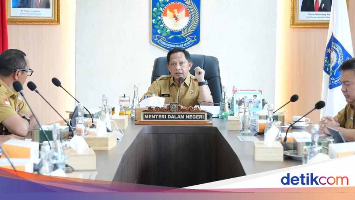 Dukung Transisi Energi, Mendagri Minta Pajak Kendaraan Listrik Dihapus
