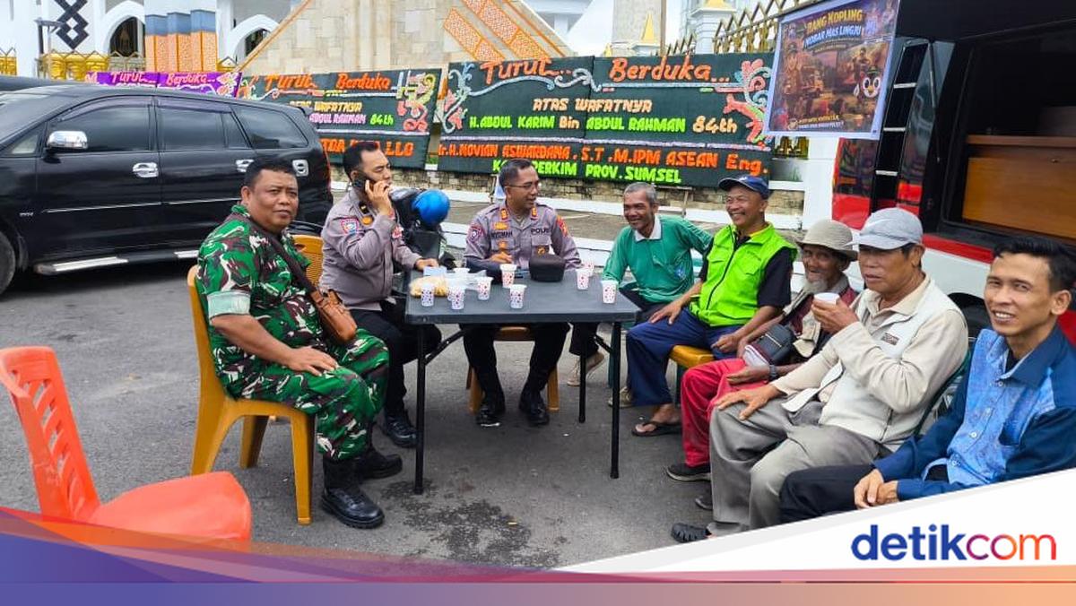 Dari Warung Kopi hingga Panti Jompo, Polres Lubuk Linggau Turun Layani Warga