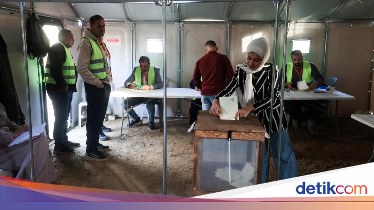 Warga Palestina Gunakan Hak Suara dalam Pemilu Pertama Sejak Perang Gaza