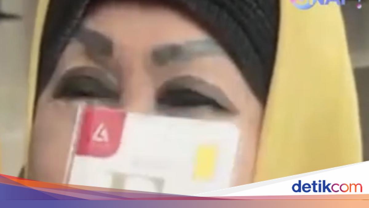 Mewah! Tamu Pernikahan El Rumi-Syifa Hadju Dapat Souvenir Kepingan Emas