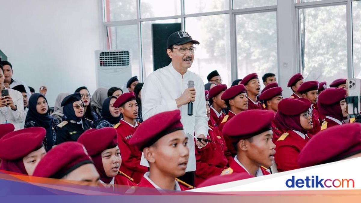 Tinjau SRMA 32 Lampsel, Mensos Pastikan Proses Belajar Berjalan Optimal