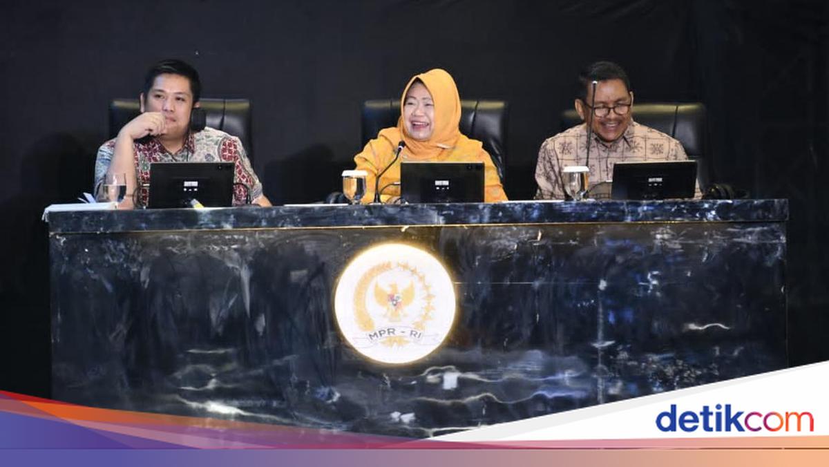 Plt Sekjen MPR Apresiasi Wawasan Kebangsaan Peserta LCC Empat Pilar Riau