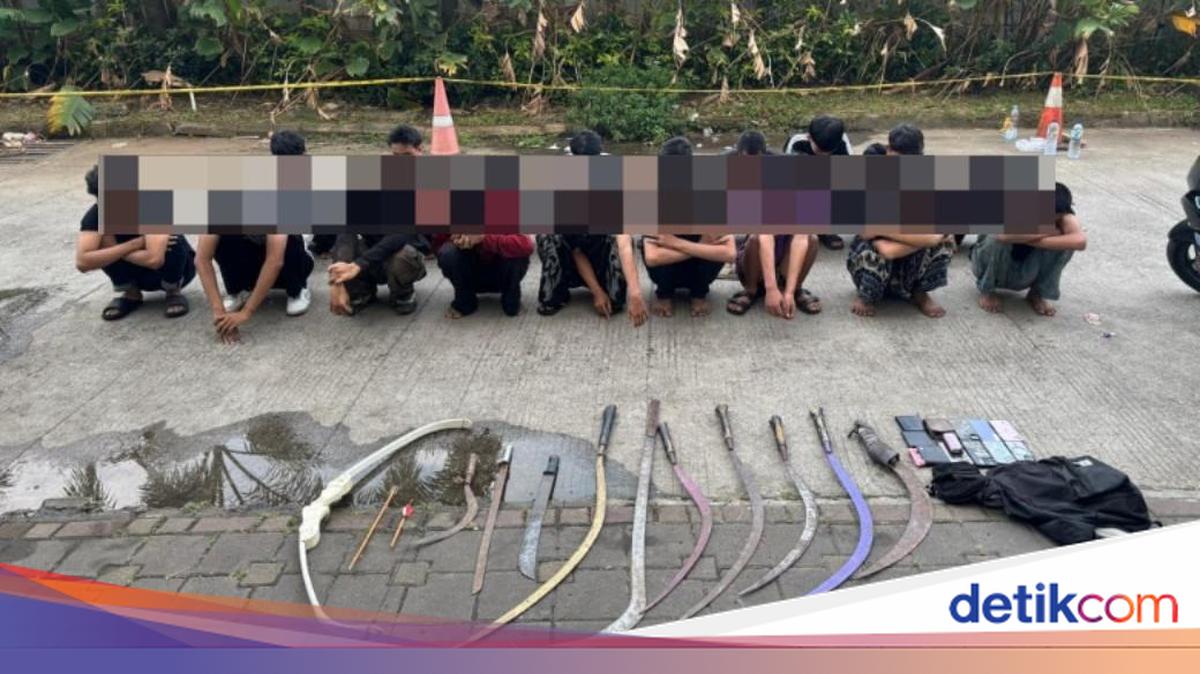 Polisi Tangkap 20 Remaja Hendak Tawuran di Depok, 10 Celurit Disita