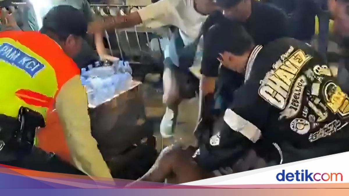 Pria Dipukuli di Bogor gegara Banting Gitar Pengamen Usai Tak Diberi Uang