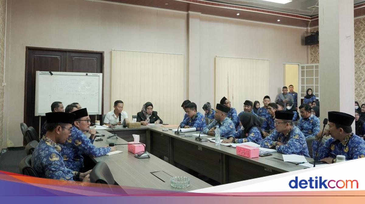 Gaji Belum Dibayar Full, Guru P3K Paruh Waktu Ngadu ke DPRD Kota Serang