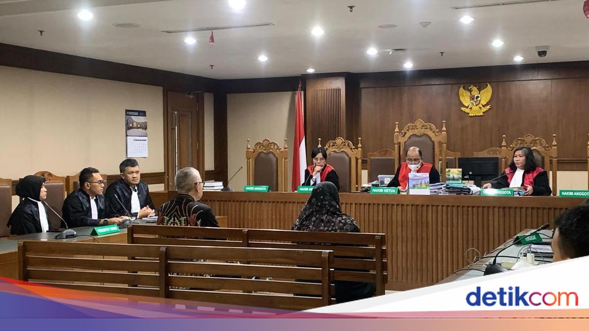 Terdakwa Kasus Korupsi LNG Bantah Perkaya Karen Agustiawan: Tak Ada Suap