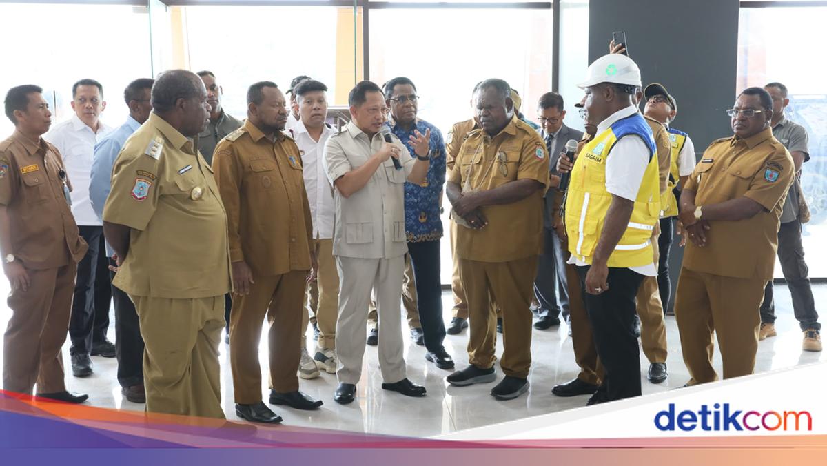 Mendagri Tinjau Pembangunan Kawasan Pusat Pemerintahan Papua Barat Daya