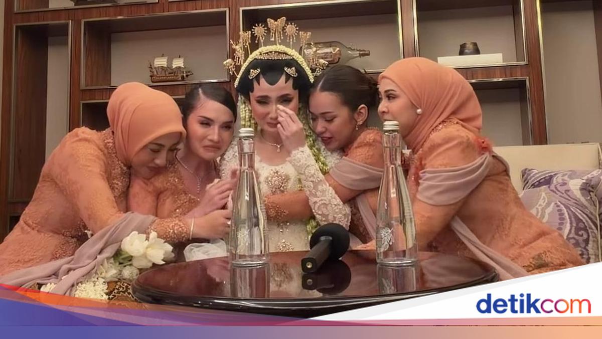 Momen Haru Syifa Hadju Nangis Bareng Bridesmaid Usai El Rumi Ucap Ijab Kabul