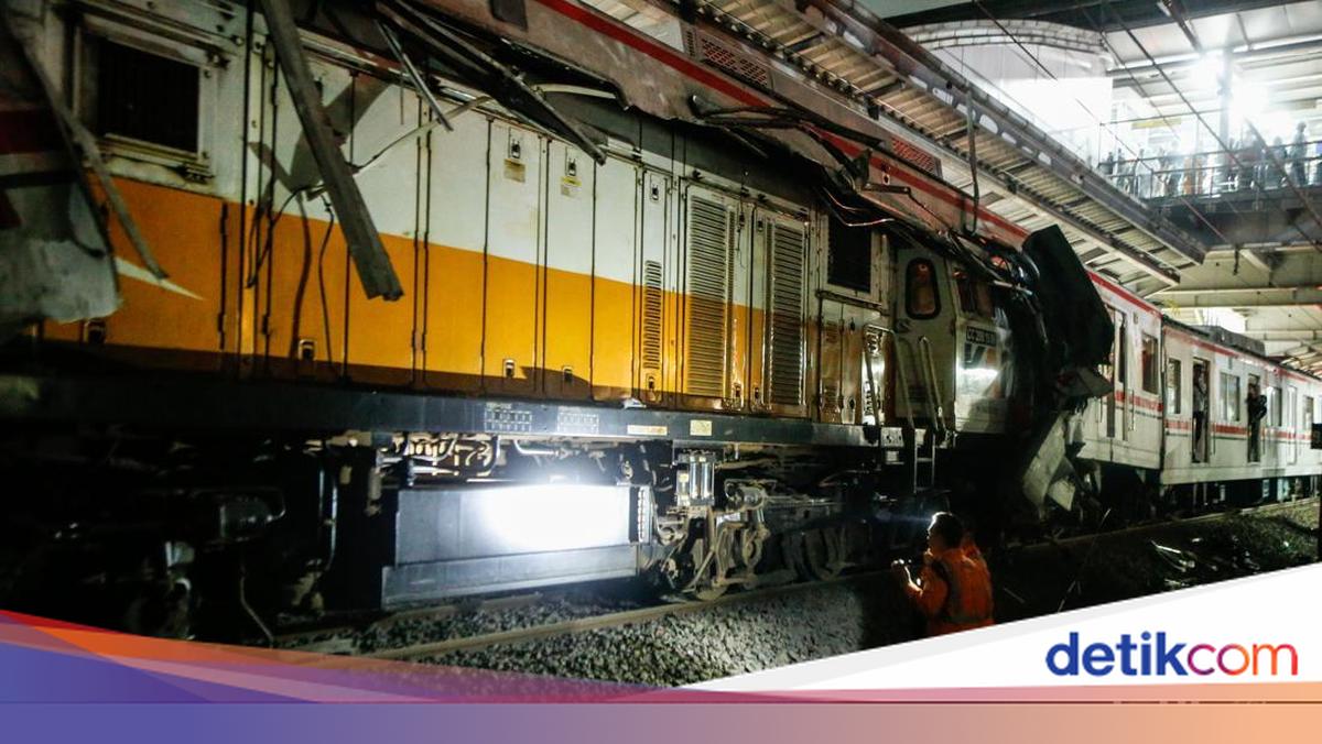 Korban Kecelakaan Kereta di Bekasi 7 Tewas, Evakuasi Berlangsung 8 Jam