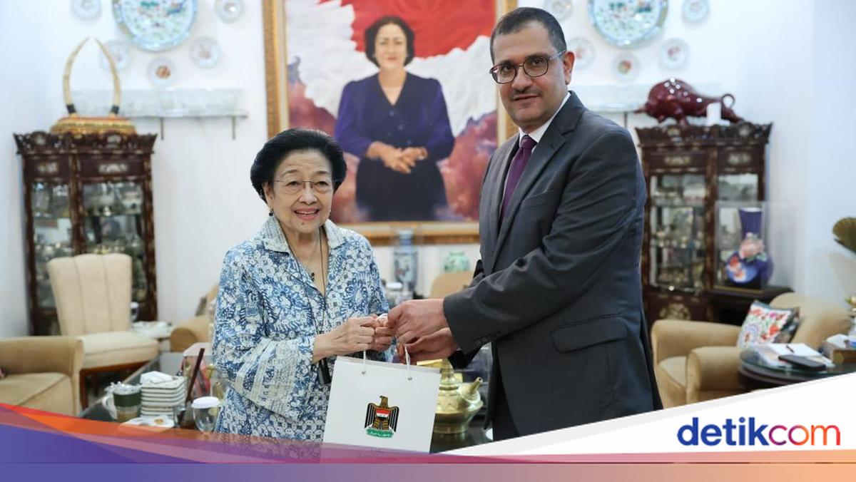 Bertemu Kuasa Usaha Kedubes, Megawati Kenang Tolak Serangan AS ke Irak