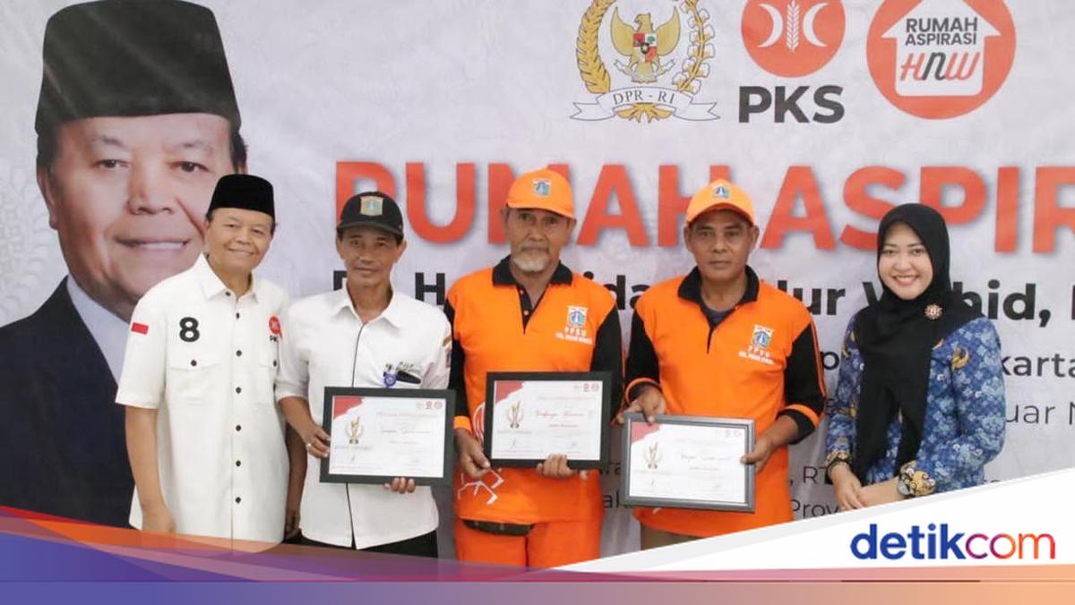 HNW Beri Award untuk Guru Ngaji hingga Jumantik Teladan