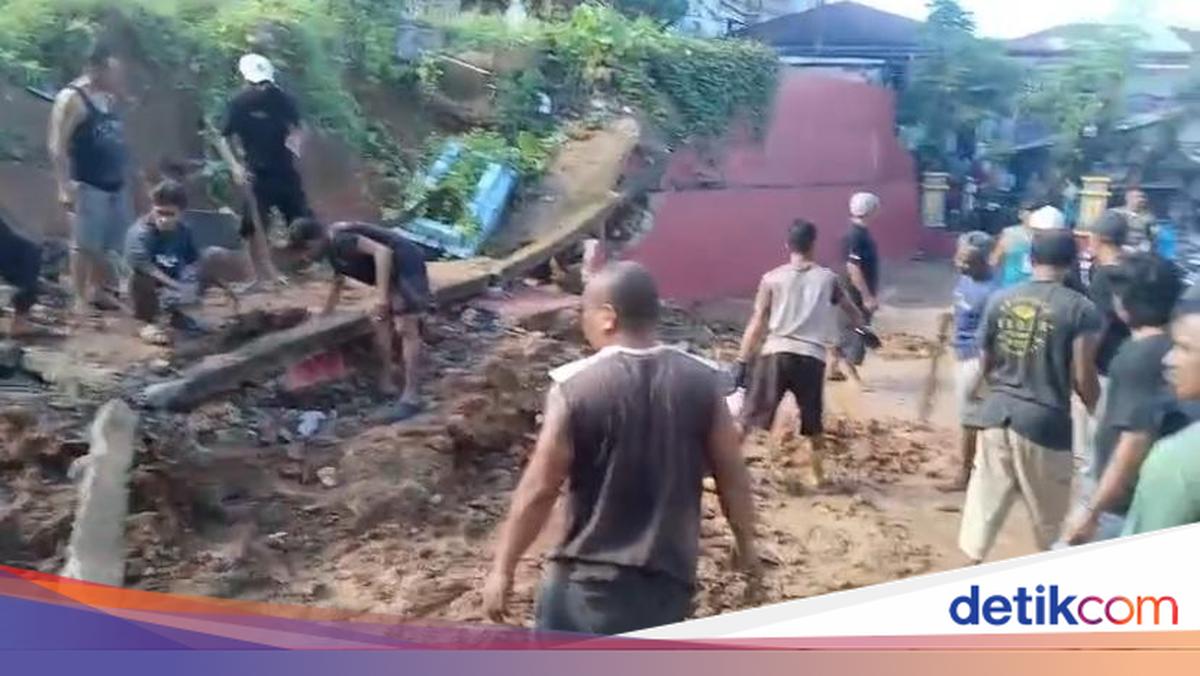 Talud TPU Ambon Ambruk Diterjang Longsor, 10 Kerangka Berserakan