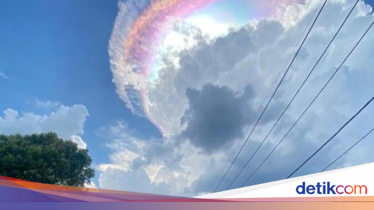 Awan Pelangi Muncul di Langit Jonggol Bogor, Ini Penjelasan BMKG