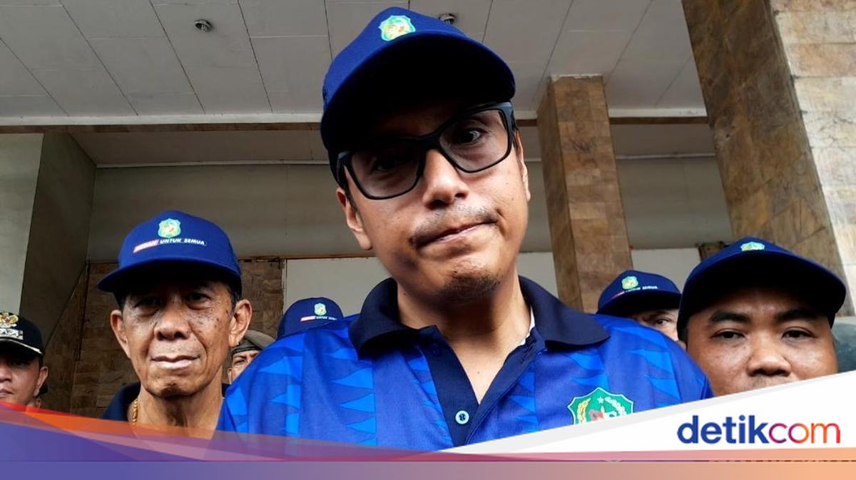 Walkot Rico Janji Akan Warning Perusahaan yang Tak Patuhi UMK
